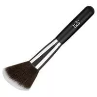 Кисть макияжная скошенная Gray, для румян Irisk (Ириск) Кисть макияжная скошенная Gray, для румян Irisk (Ириск)